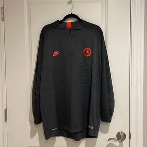 Men's Gray Chelsea FC 1/4 zip, size XXL